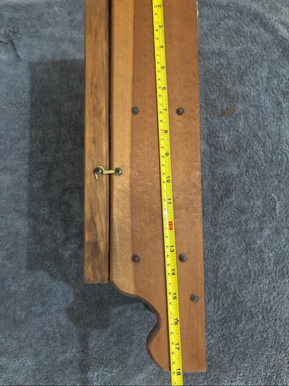 Country Decorative Washboard Wall Cabinet/Shelves and Pegs - Picture 5 of 9